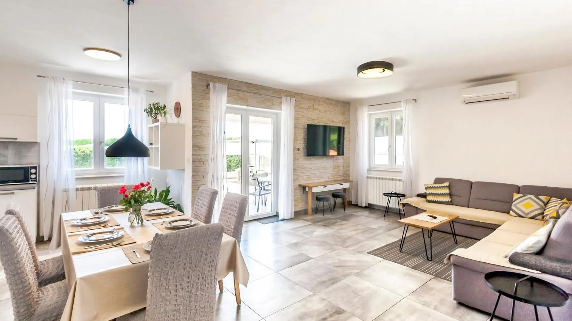 Villa Gortan - Pool House For 7 Guests Near Pula Istria - Ferienhaus Istrien Marcana